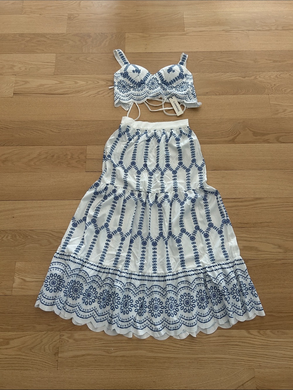 Commense brand new two piece outfit